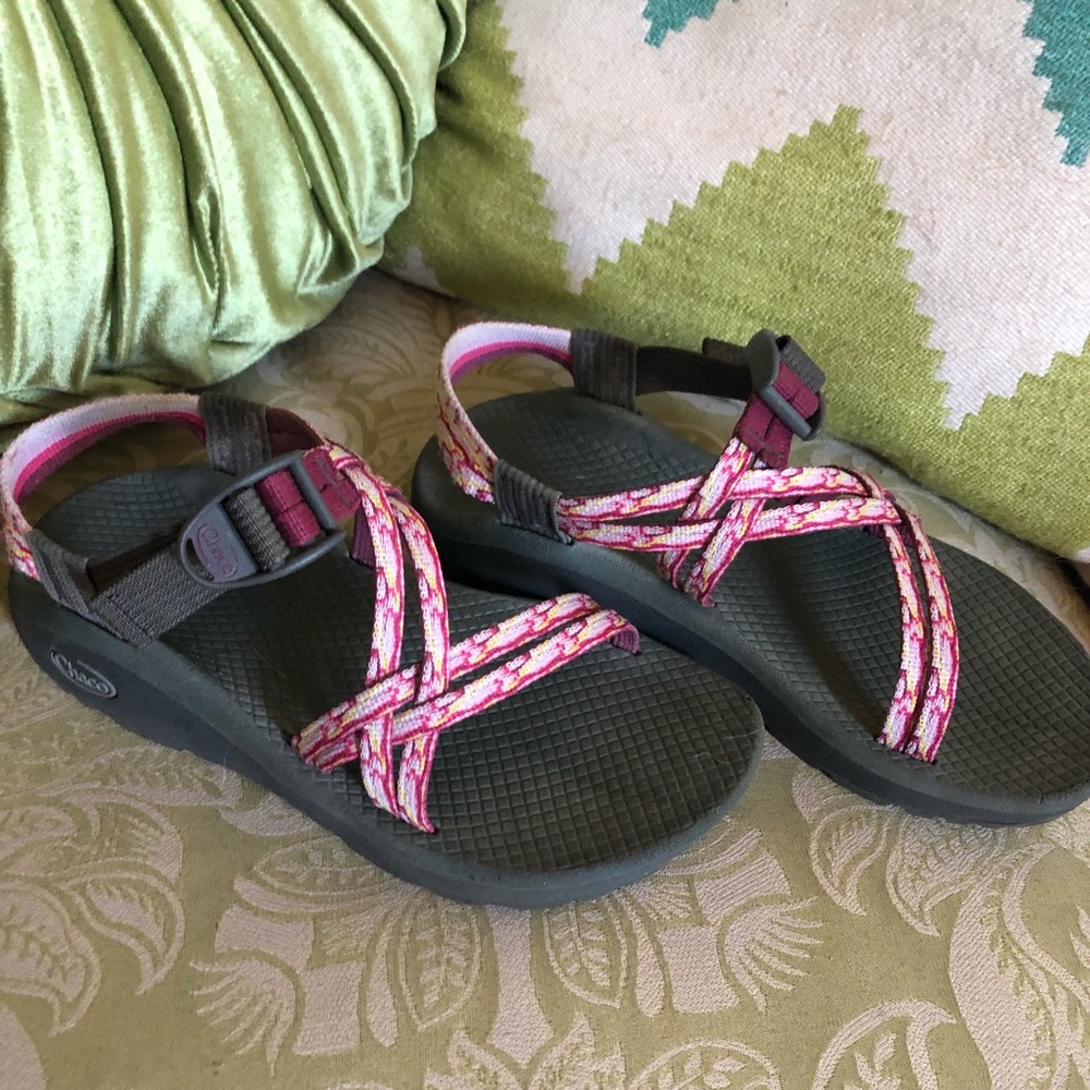 Rare Pink Chaco ZX1 Sandals 6.5